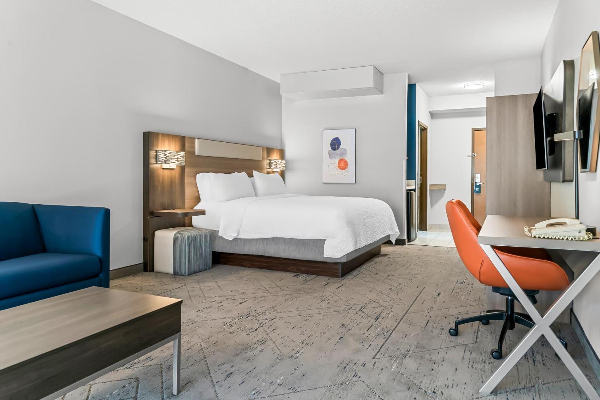 Holiday Inn Express & Suites - Detroit Northwest - Livonia By Ihg Εξωτερικό φωτογραφία
